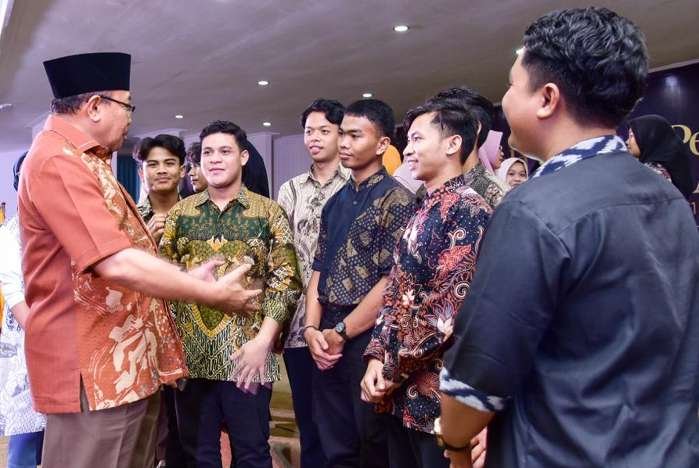 32 Awardee NTB berangkat ke Al-Bukhari International University Malaysia.