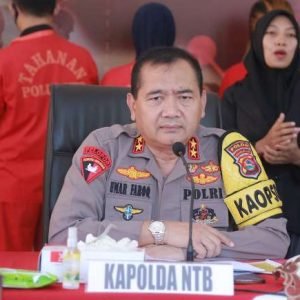 Kapolda NTB Irjen Pol. Drs. R. Umar Faruq, S.H., M.Hum