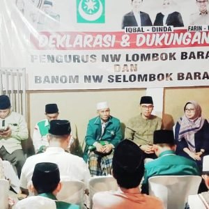 Pengurus Nahdlatul Wathan (NW) Kabupaten Lombok Barat menggelar Deklarasi dukungan untuk Calon Bupati dan bakal Wakil Bupati Lombok Barat Nuavar Furqani Farinduan alias Farin dan Hj Khairatun Fauzan Khalid (Rintun).