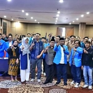 DPD KNPI NTB menyatakan sikap mendukung Bang Zul-Abah Uhel pada pilkada serentak 27 November 2024.