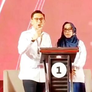 Penampilan Paslon Rintun dinilai yang terbaik, selain memiliki visi misi yang paling lengkap, cara penyampaian Cabup Farin dinilai sangat jelas, tegang dan menonjolkan kecerdasan seorang pemimpin