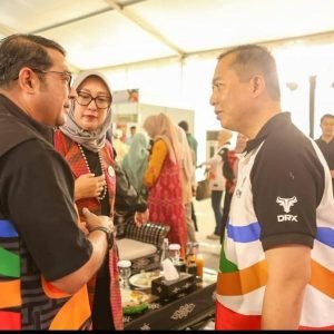 Expo Dekranasda dalam rangka memeriahkan FORNAS resmi dibuka pada Minggu (27/7) oleh Menteri Ekonomi Kreatif RI, Teuku Riefky Harsya.
