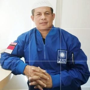 Ketua Fraksi Partai Amanat Nasional (PAN) DPRD Kabupaten Bima Rafidin S,Sos
mengajak masyarakat untuk mendukung dan mendoakan Bupati-Wabup Bima yang tengah memperjuangkan nasib 14.077 PPPK paruh waktu.
