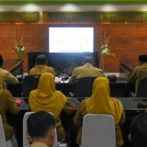 PJ Gubernur NTB Lalu Gita Ariadi pastikan kebutuhan pokok tersedia (ntbprov.go.id)