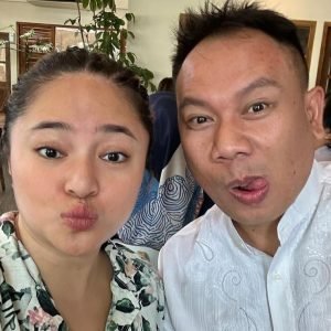 Begini kedekatan antara Marshanda dan Vicky Prasetyo