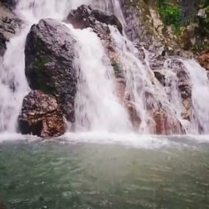 Salah satu air terjun di Dompu