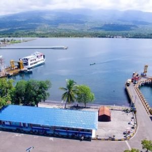 Pelabuhan penyeberangan Kayangan-Pototano