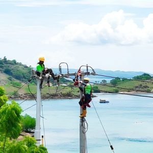 Kini Bajo Pulau telah resmi terinterkoneksi dengan sistem kelistrikan Tambora dan telah terlayani dengan listrik 24 jam.