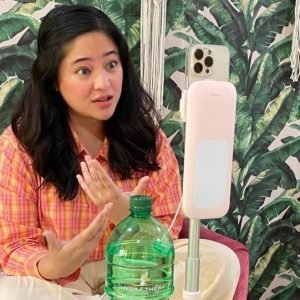 Screenshot iG @marshanda99 (Marshanda sedang live)